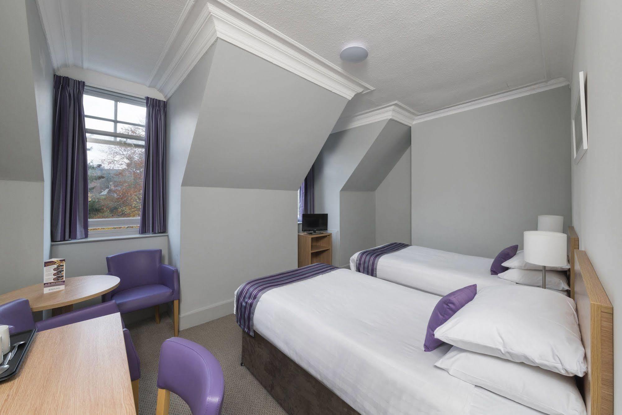 The Highland Hotel By Compass Hospitality Strathpeffer Esterno foto